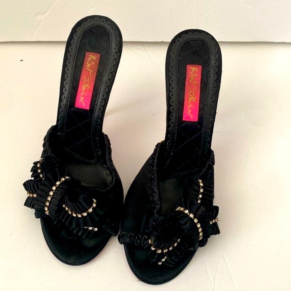 Betsey Johnson Satin Black Peep Toe Mules Heels size 7 M